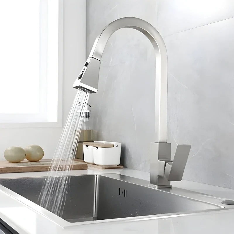 Weiße Küchenarmatur aus Messing in Chrom